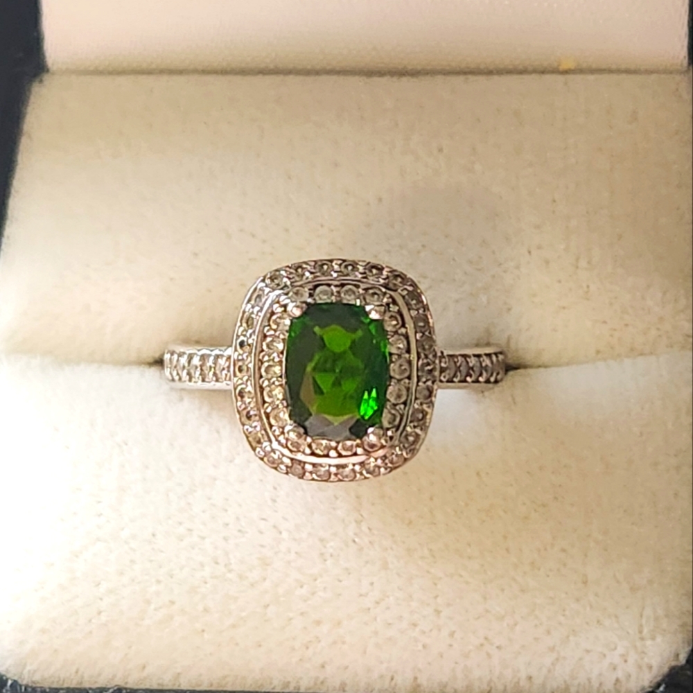 1.5 CT CUSHION RUSSIAN CHROME DIOPSIDE W .86CTW WHITE ZIRCON 925 STERLING SILVER